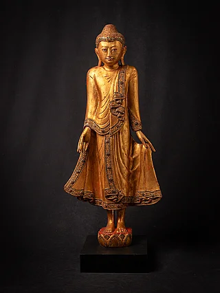 Antieke houten Mandalay Boeddha