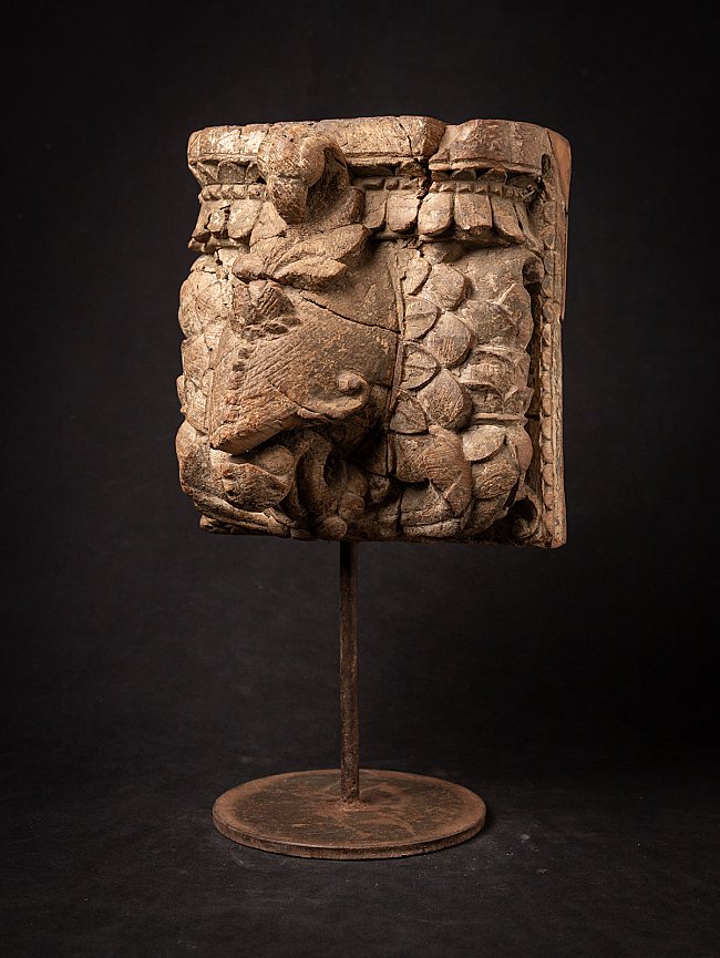 Antiek Indiaas houten tempelfragment