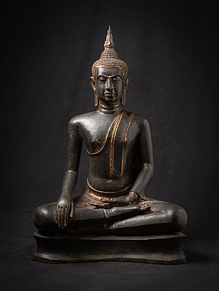 Thai U-Thong Buddha statue in bronze, seated with bhumisparsha mudra, full front view