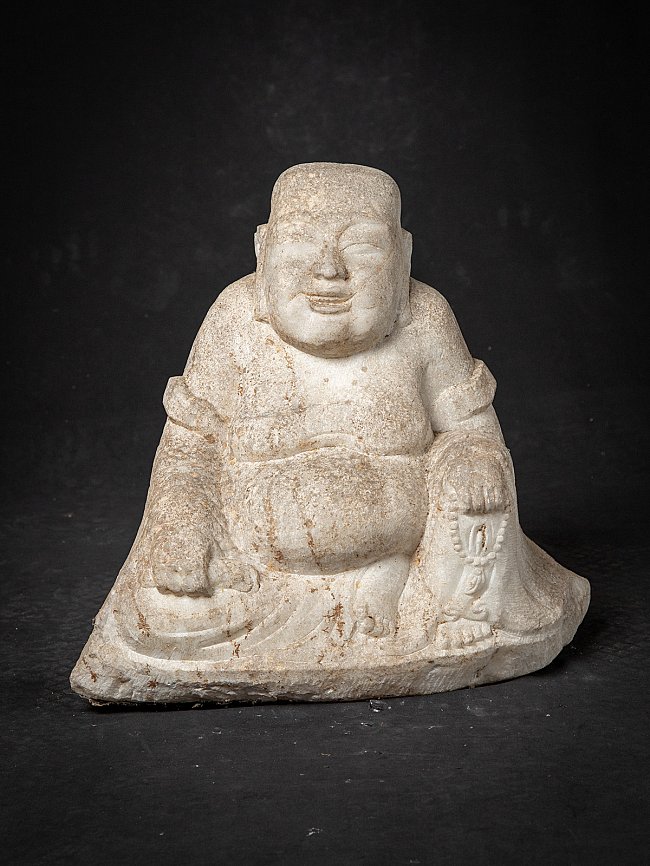 Marmeren Happy Buddha-beeld uit Birma (Myanmar), zittend, vooraanzicht