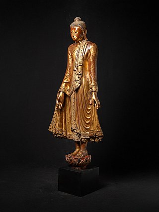 Mandalay Buddha statue from Burma (Myanmar) in wood, three-quarter left view