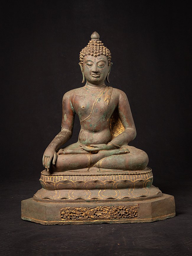 Besondere antike bronzene thailändische Buddhafigur