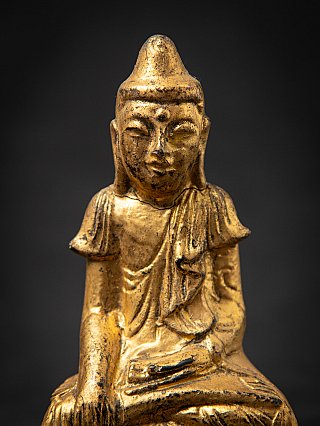 Antieke houten Birmese Boeddha