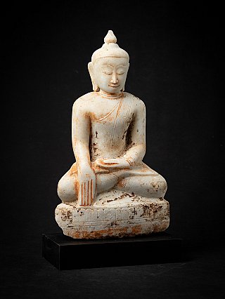 Antike Burmesische Buddhafigur aus Marmor