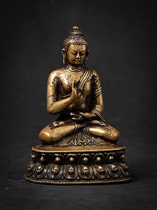 Zeldzame antieke bronzen Tibetaanse Amoghasiddhi Boeddha