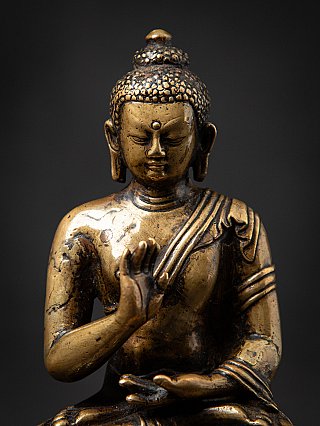 Zeldzame antieke bronzen Tibetaanse Amoghasiddhi Boeddha
