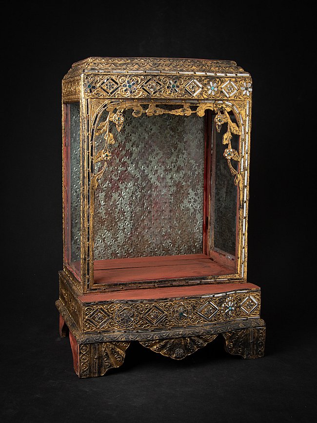 Antike holzerne Birmanische Buddha Tempel