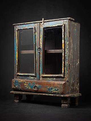 Antieke houten Indiase kast