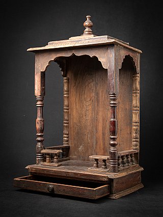 Antieke houten Indiase tempel