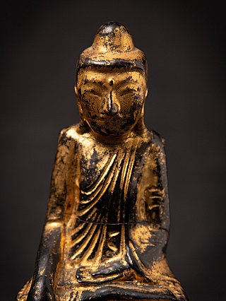 Antieke houten Birmese Boeddha