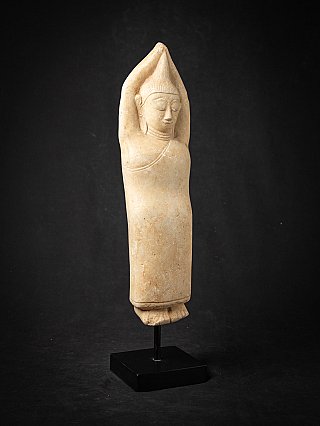 Antique 17th-Century Marble Sculpture of Sumedha