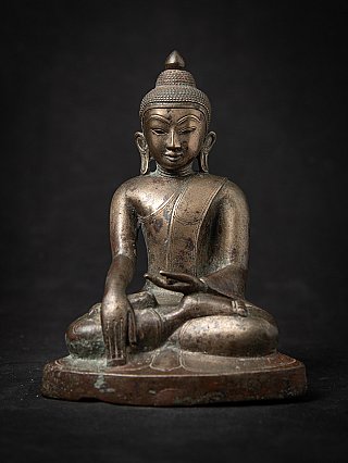 Burmese Ava Buddha statue in bronze, seated in bhumisparsha mudra, full front view