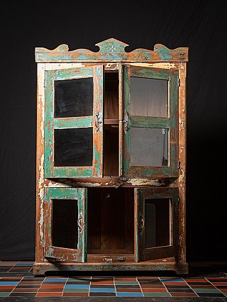 Antieke houten Indiase kast