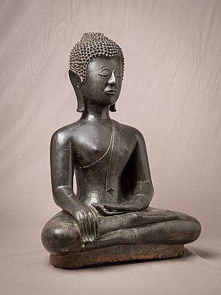 Sehr besondere antike Bronzestatue eines Lao Buddhafigur - Lanxan-Stil