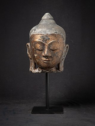 Antiker Buddha-Kopf aus Burma (Myanmar) im Ava-Stil auf Metallständer, Frontalansicht