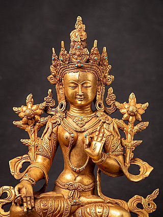Alte Bronzefigur der nepalesischen Weißen Tara.