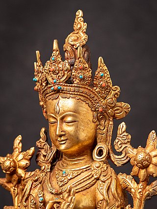 Alte Bronzefigur der nepalesischen Weißen Tara.