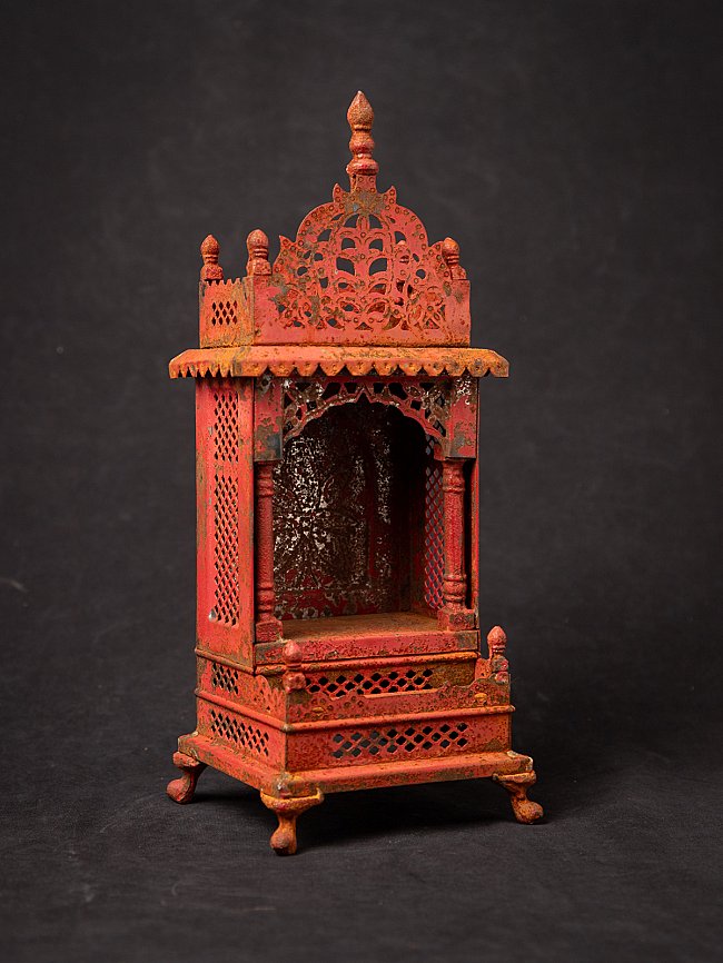 Alter nepalesischer tempel aus Metal