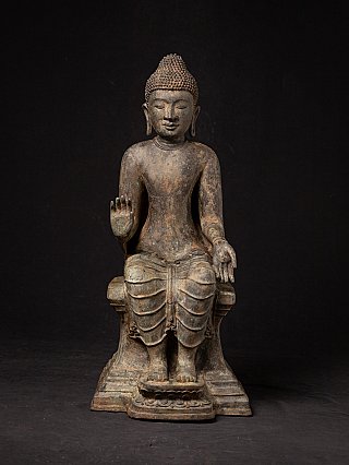 Old bronze Pyu Buddha statue