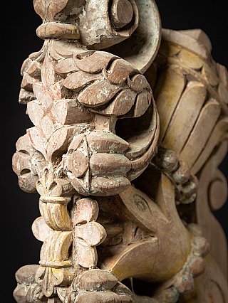 Antiek houten Indiaas tempelfragment