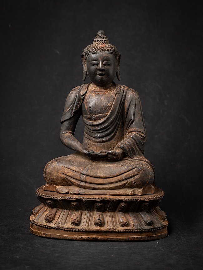 Seltene chinesische hölzerne Buddhafigur aus dem 16. Jh.