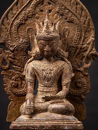 Antike bronzene burmesische Ava Buddhafigur