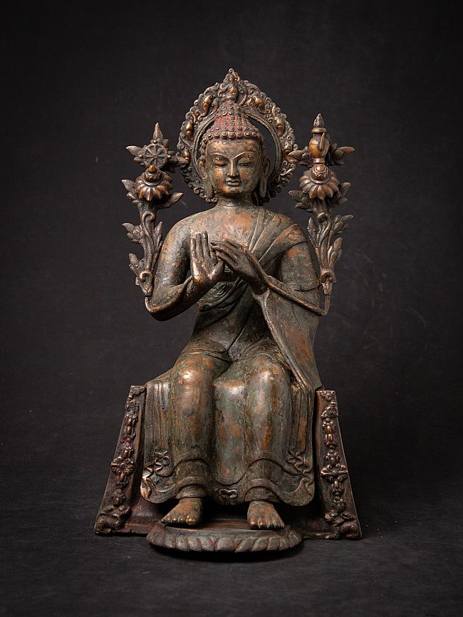 Antike bronzene nepalesische Maitreya Buddhafigur