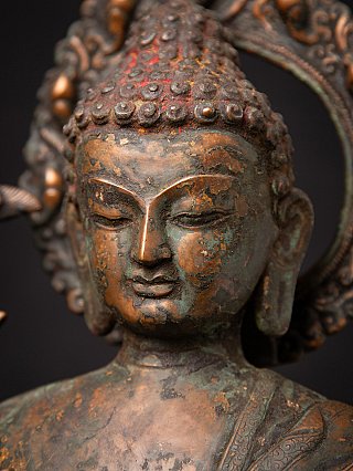 Antike bronzene nepalesische Maitreya Buddhafigur