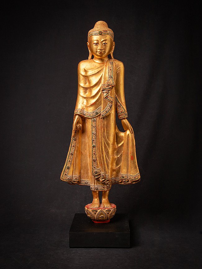 Antieke houten Mandalay Boeddha