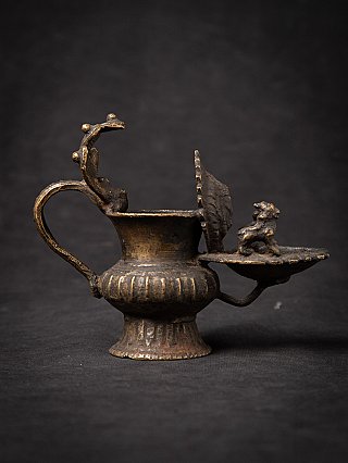 Antieke Nepalese olielamp / Sukunda