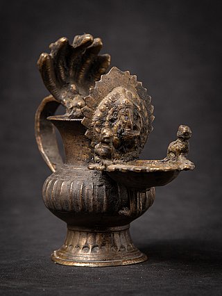 Antieke Nepalese olielamp / Sukunda