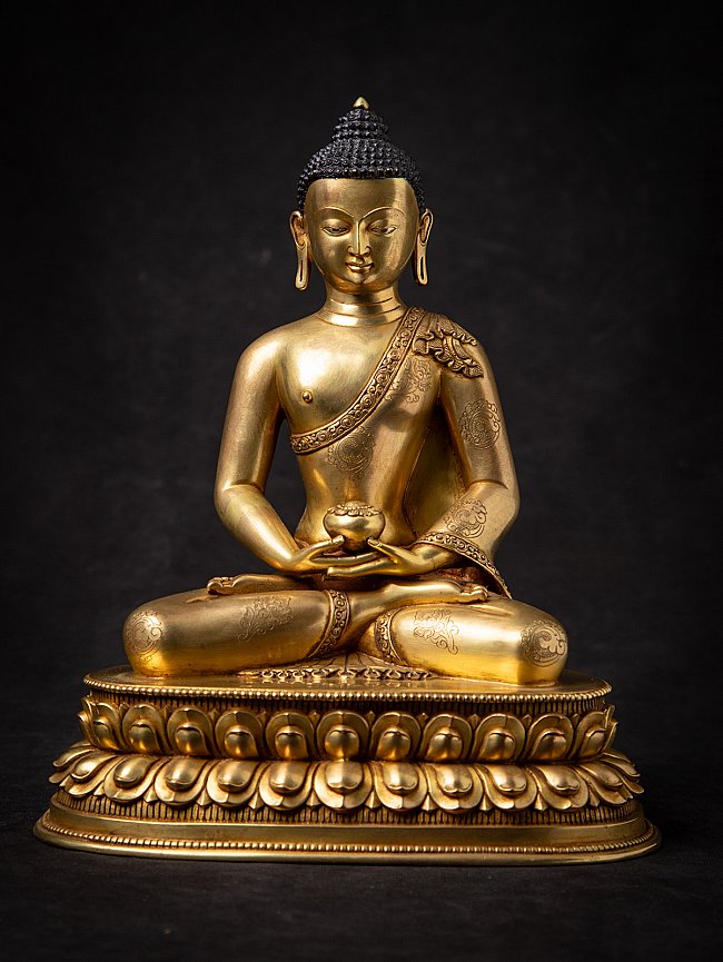Very high quality bronze Nepali Buddha statue