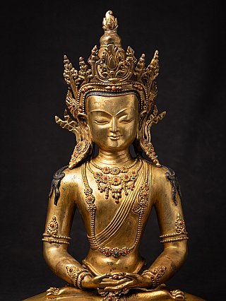 Alte hochwertige bronzene nepalesische Buddhafigur