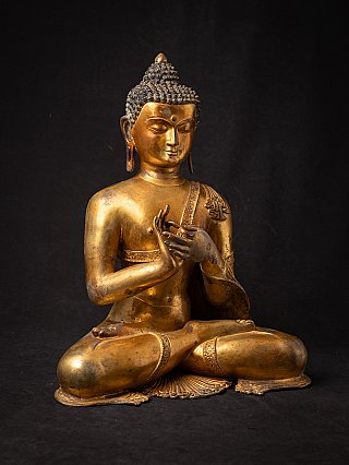 Große alte bronzene nepalesische Buddhafigur