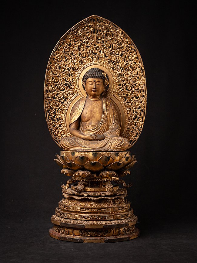 Special antique Japanese Amida Buddha statue