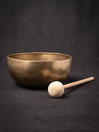 Neue gemachte nepalesische Klangschale aus Bronze