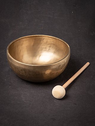 Neue gemachte nepalesische Klangschale aus Bronze