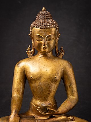 Oude bronzen Nepalese Boeddha
