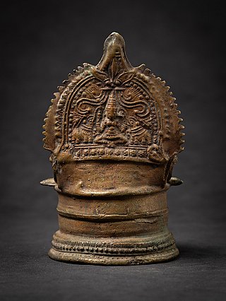 Antike indische Öllampe