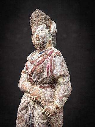 Antike Keramikfigur eines hinduistischen Gottes