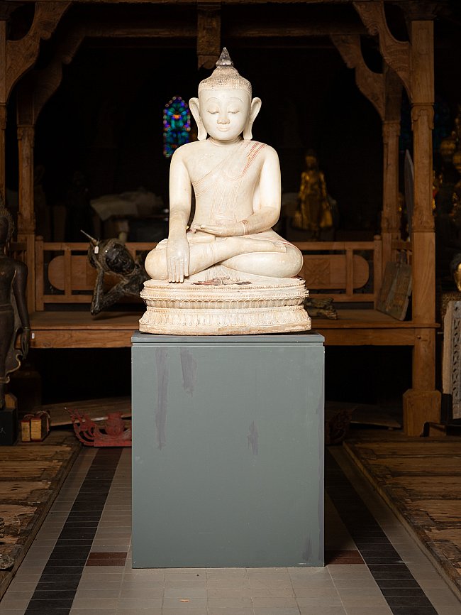 Burmese Ava Buddha statue in marble, seated in bhumisparsha mudra, full front view