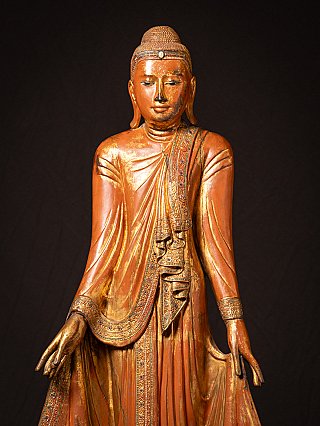 Special large antique wooden Mandalay Buddha from Burma