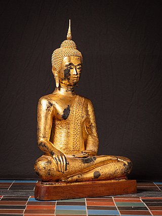 Große antike bronzene thailändische Buddhafigur