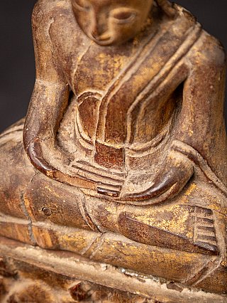 Antike hölzerne Buddhafigur aus Thailand