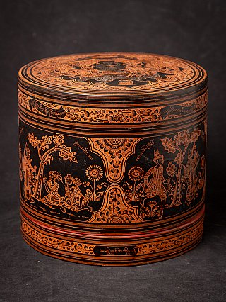 Burmese lacquerware betelnut box, 19th century, with gilt-style narrative figures around the side