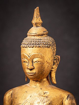 Antieke houten Cambodiaanse Boeddha