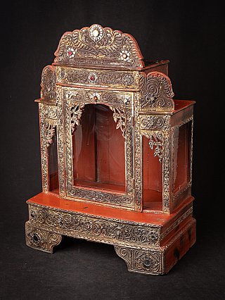 Antiker hölzerner burmesischer Buddha-Tempel