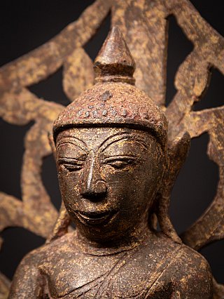 Antique bronze Burmese Buddha statue