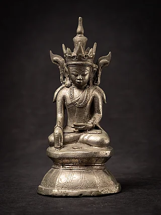 Beautiful antique Burmese silver Buddha