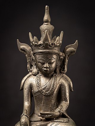 Beautiful antique Burmese silver Buddha